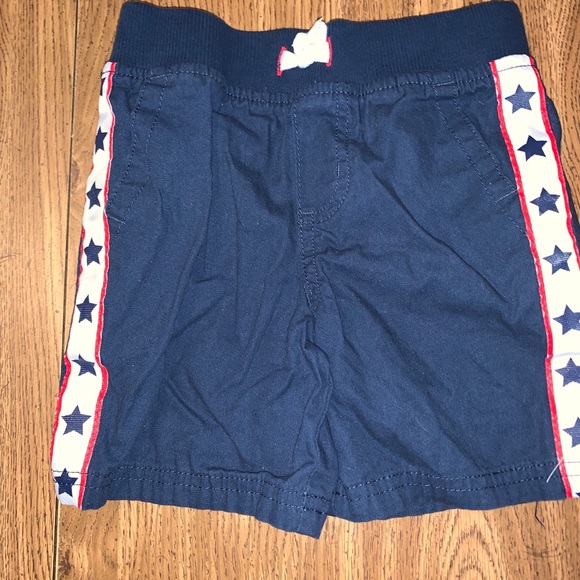 Boys shirt and shorts set - Picture 2 of 2